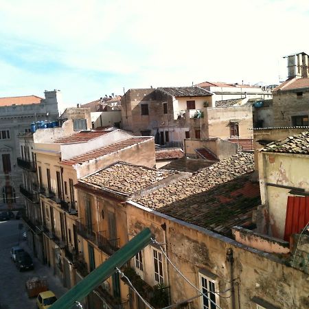 Bed and Breakfast La Casa Di Zoe - Locazioni Turistiche Palermo Exterior foto